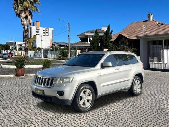 JEEP GRAND CHEROKEE 3.6 LAREDO 4X4 V6 24V GASOLINA 4P AUTOMÁTICO JEEP GRAND CHEROKEE 3.6 LAREDO 4X4 V6 24V GASOLINA 4P AUTOMÁTICO